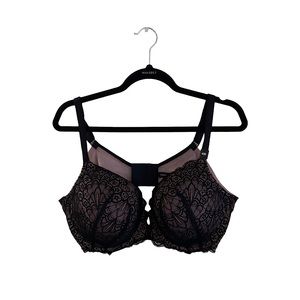 Torrid Lightly Lined T Shirt Lace Detail Bra